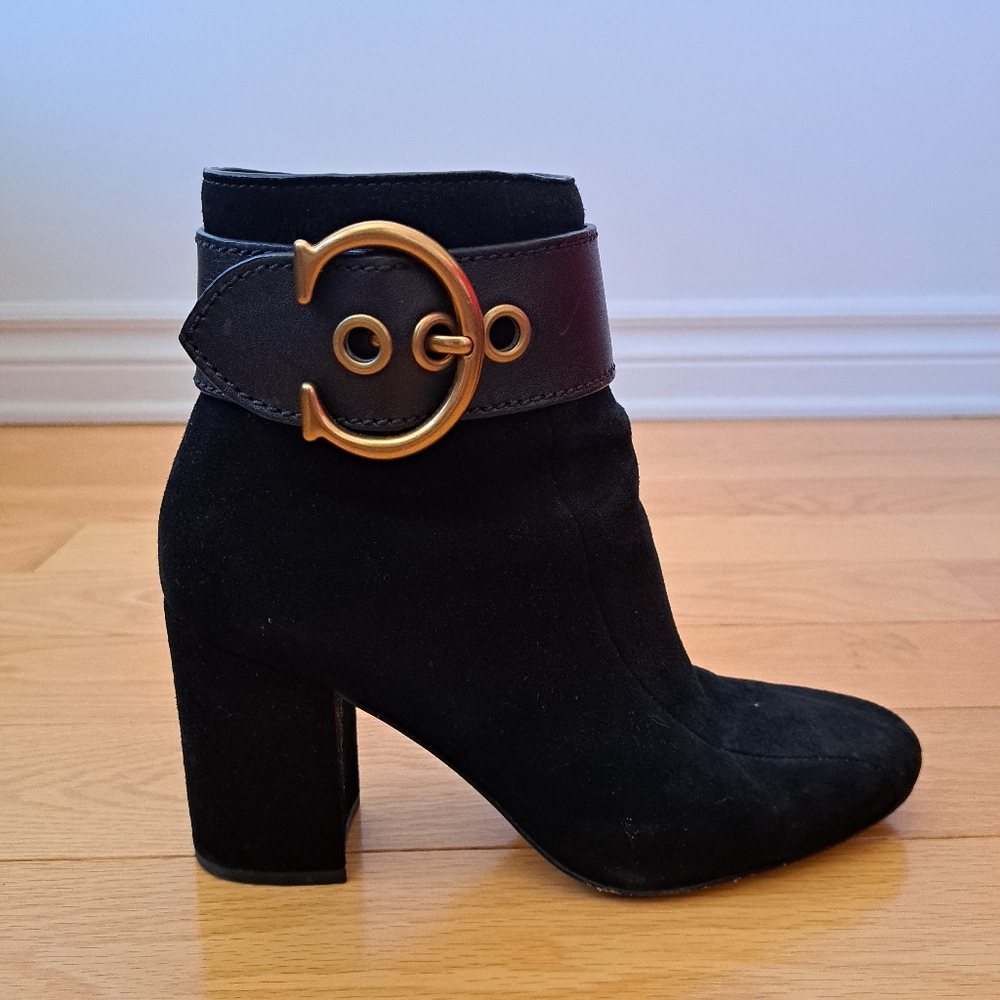 Coach Dara Bootie SDE